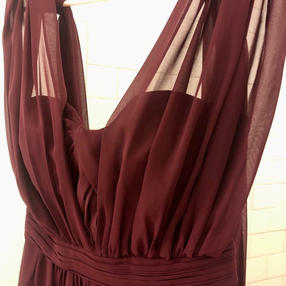 Birdy Grey Dresses & Skirts - Birdy Grey Grace Convertible Chiffon Dress in Cabernet, size S